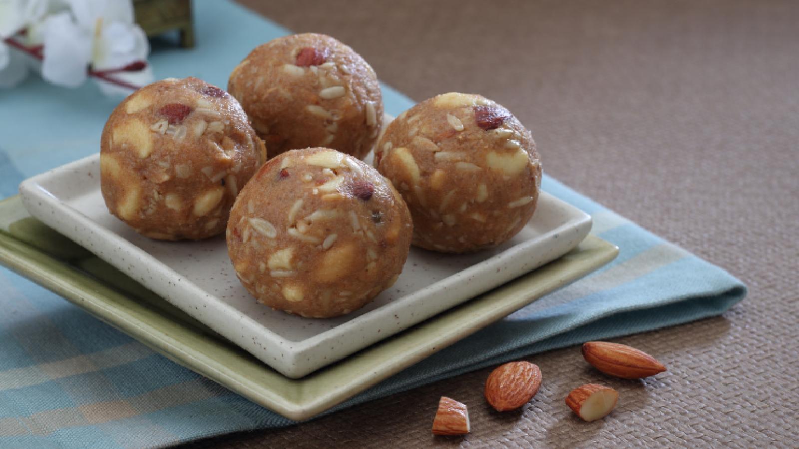 Panjiri laddoo